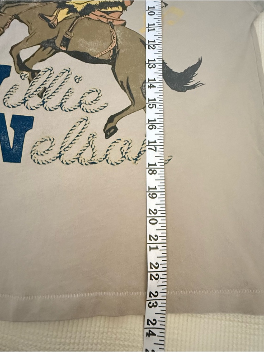 Daydreamer Willie Nelson Horse Called Music Reverse Girlfriend Tee NWT - Picture 12 of 16